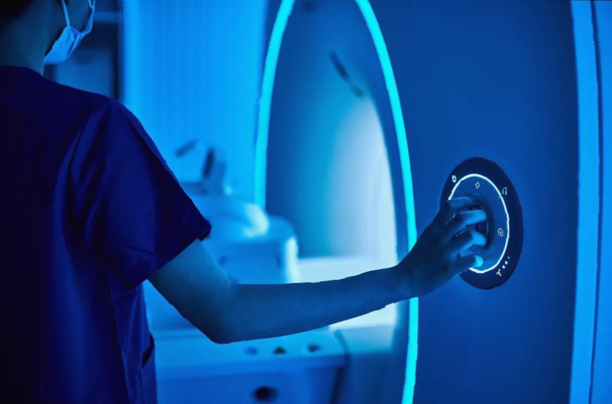 Linear accelerator machine used for targeted SABR radiotherapy in a hospital room