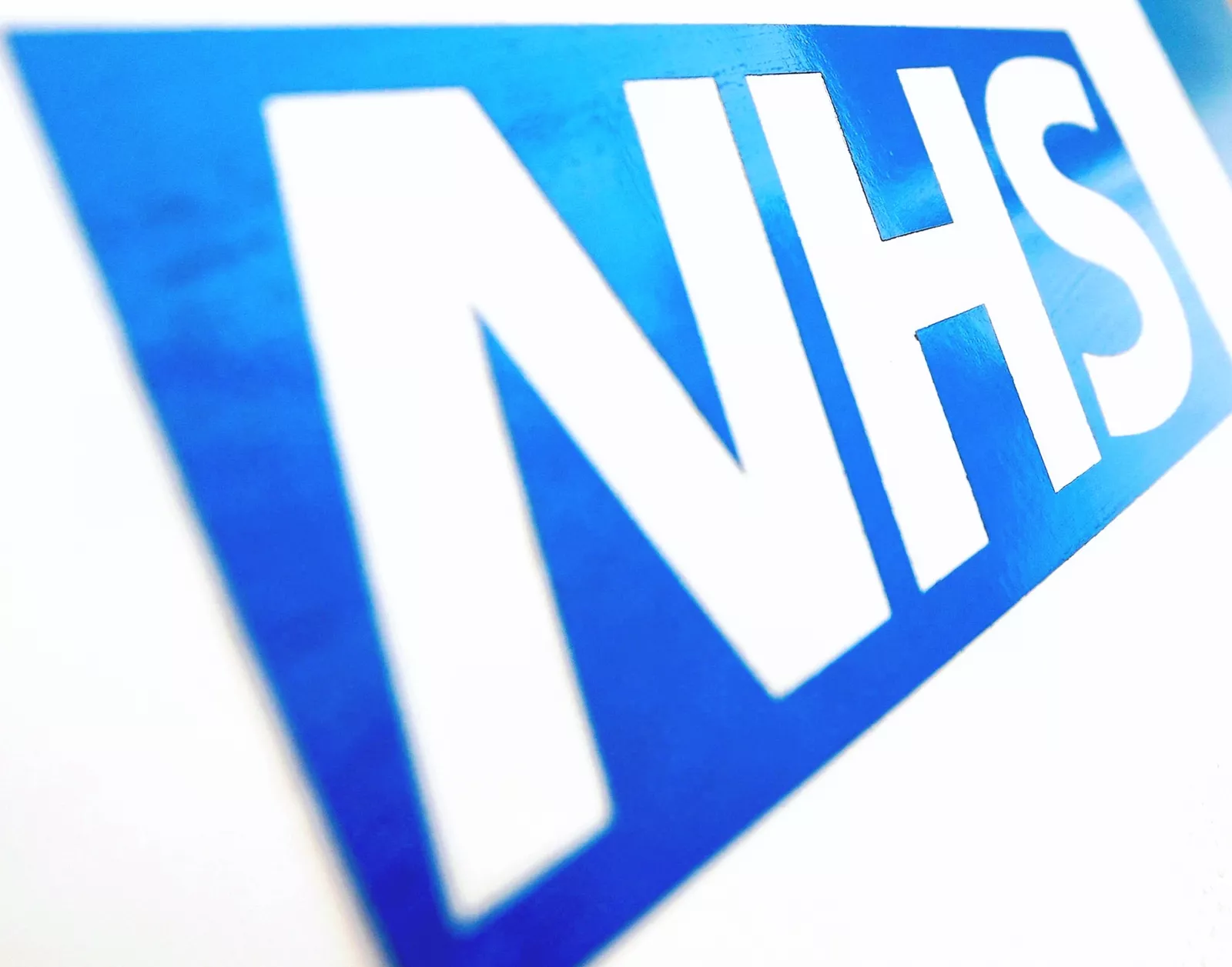 Water sample testing positive for Pseudomonas aeruginosa bacteria in hospital