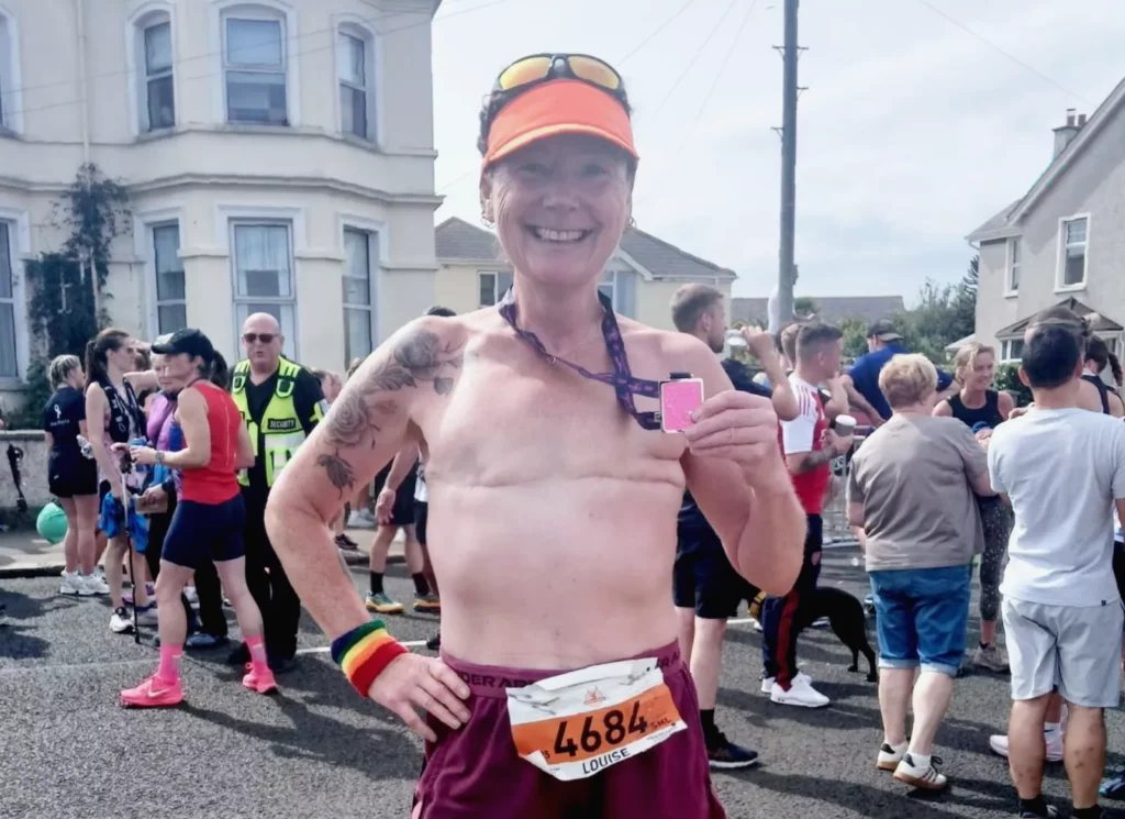People reduced to tears by runner’s topless marathon A runner with mastectomy scars on the Tarka Trail in Devon